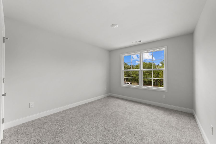 Spacious, unfurnished interior of a new home in Rutledge, Shallotte (Image 20).