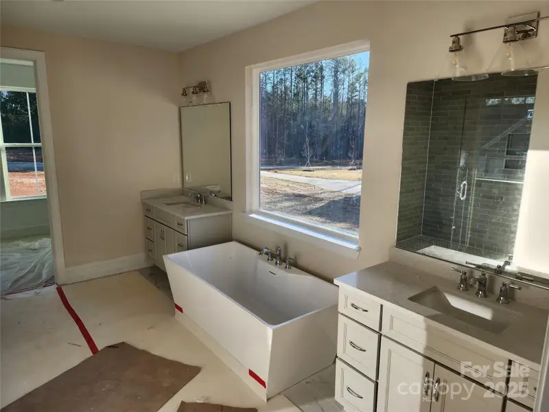 Furnished interior view inside a new home in , Gastonia (Image 4).