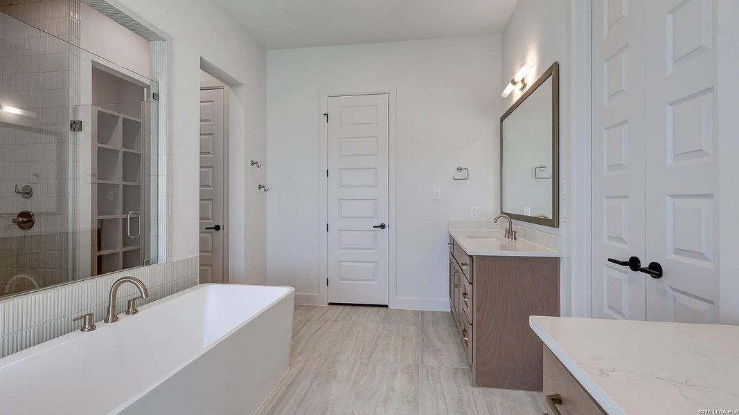 Furnished interior view inside a new home in George's Ranch, Boerne (Image 9).