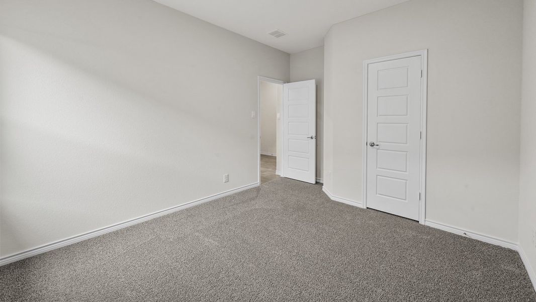 Spacious, unfurnished interior of a new home in Elevon, Lavon (Image 27).