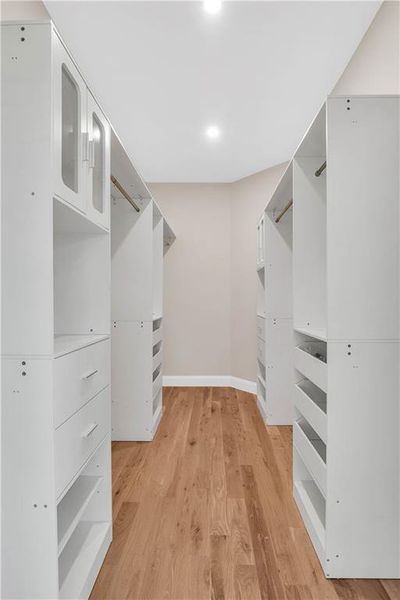 Spacious, unfurnished interior of a new home in , Decatur (Image 17).