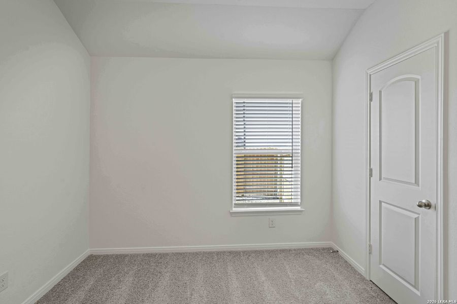 Spacious, unfurnished interior of a new home in , San Antonio (Image 9).