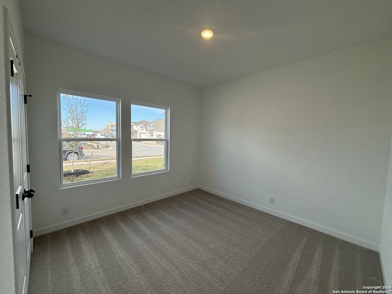 Spacious, unfurnished interior of a new home in The Heights at Saddlebrook Ranch 60's, Schertz (Image 25).