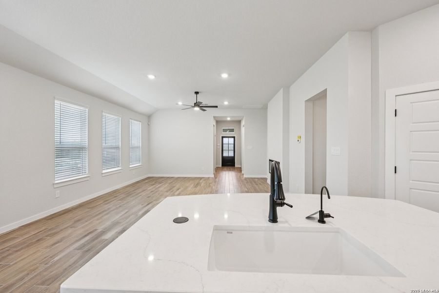 Image 29 of a home in Meyer Ranch.