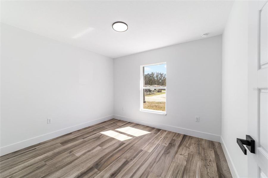 Spacious, unfurnished interior of a new home in , Dunnellon (Image 15).