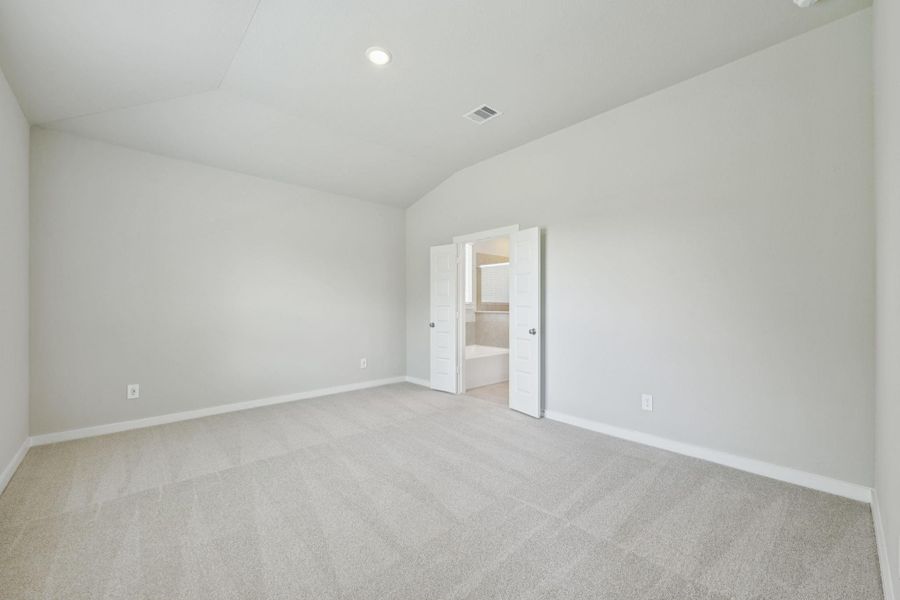 Spacious, unfurnished interior of a new home in Sundance Cove - Premier Series, Crosby (Image 32).