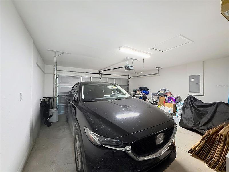 Furnished interior view inside a new home in , Dunnellon (Image 44).