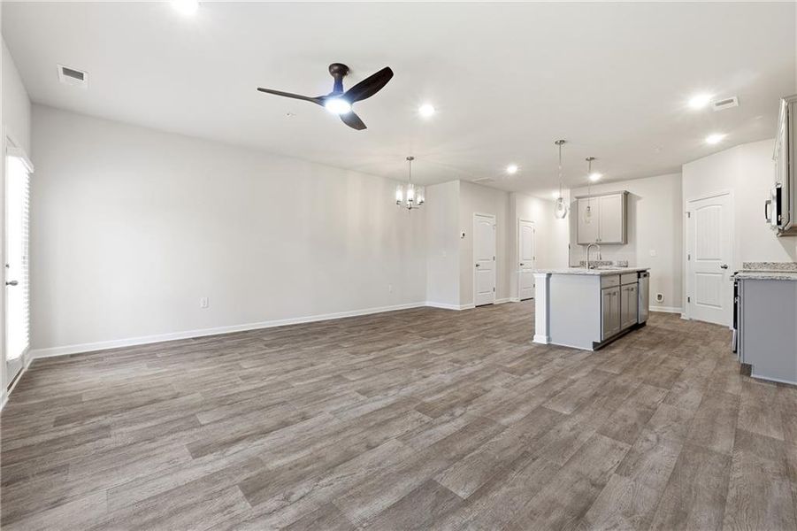 Spacious, unfurnished interior of a new home in Carolina, Palmetto (Image 27).