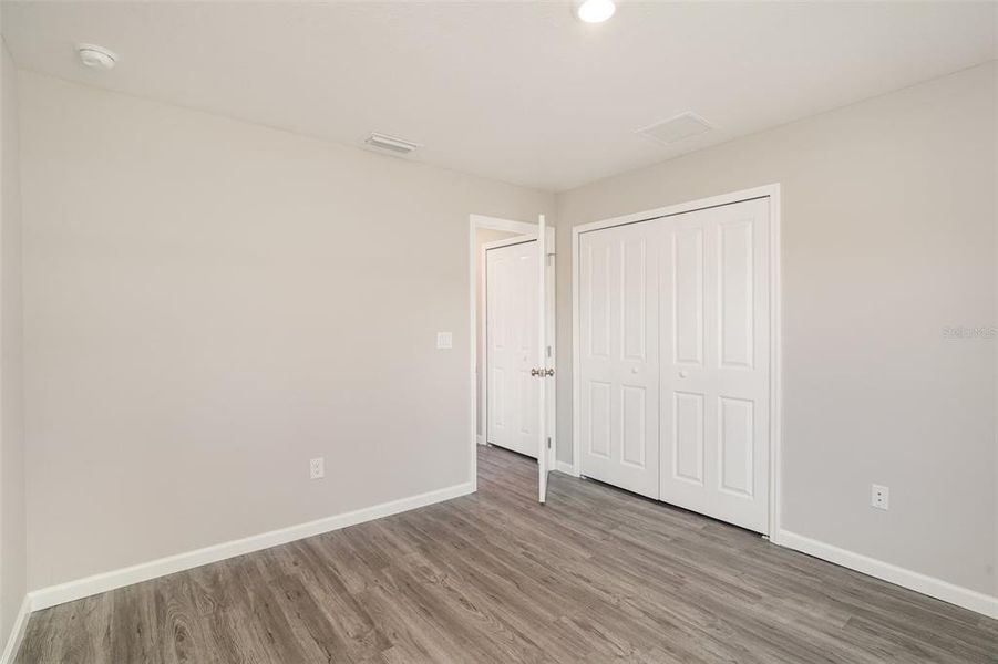 Spacious, unfurnished interior of a new home in , North Port (Image 19).