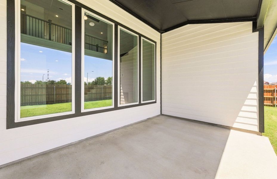 Exterior details and patio area of a home in Kuempel Estates, Pflugerville (Image 30).