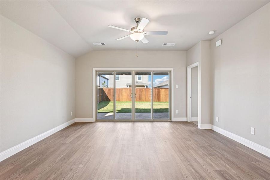 Spacious, unfurnished interior of a new home in Lakehaven - Signature Series, Farmersville (Image 32). Spacious, unfurnished interior of a new home in Lakehaven - Signature Series, Farmersville (Image 32).