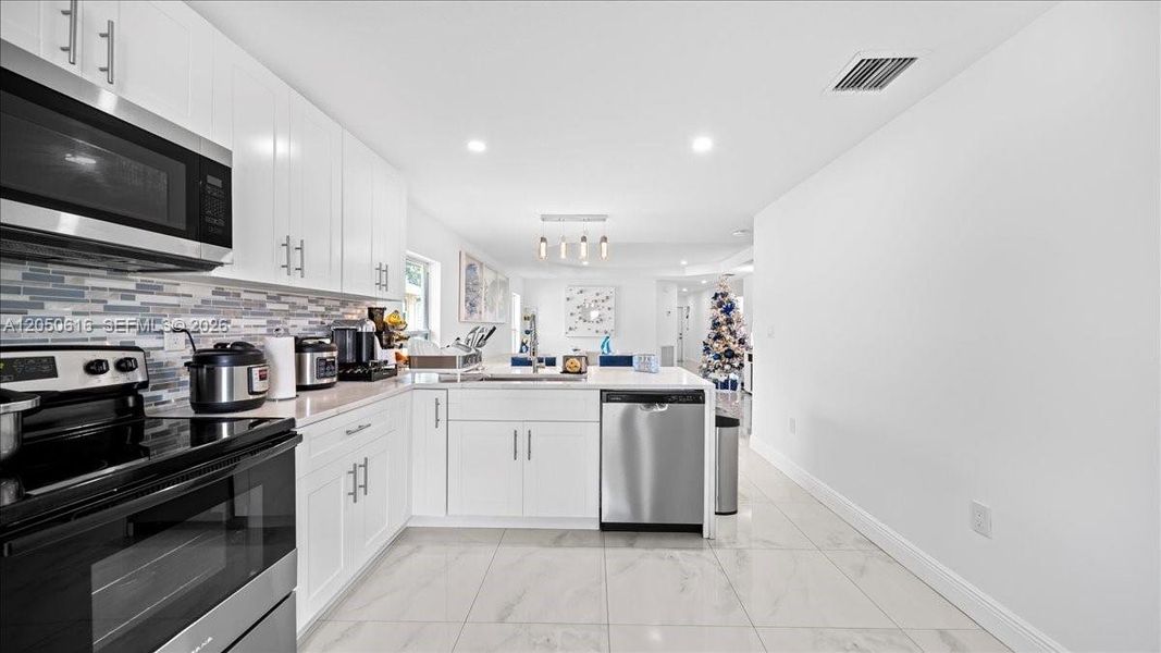 Furnished interior view inside a new home in , West Palm Beach (Image 10).
