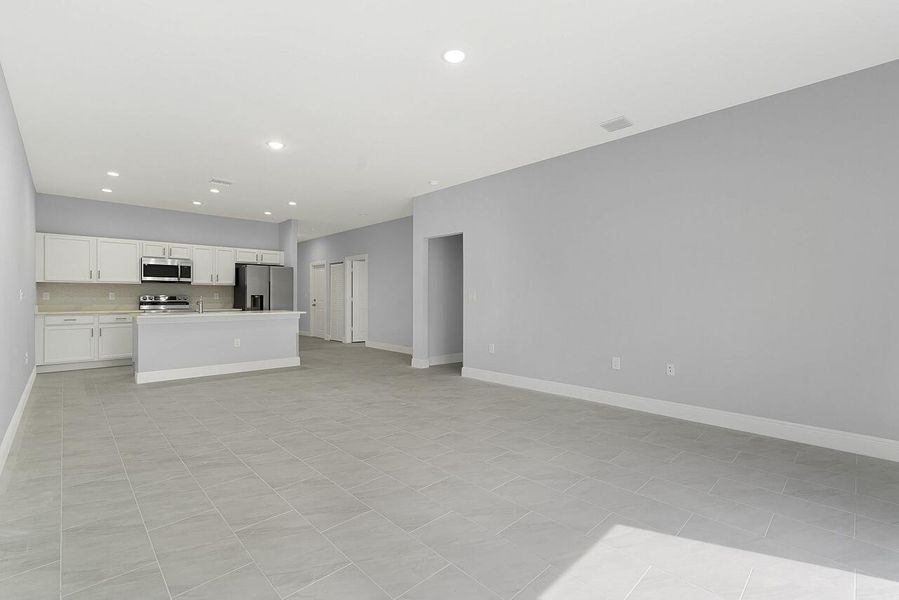 6215-4th-Ln-HigMedia-013-1280