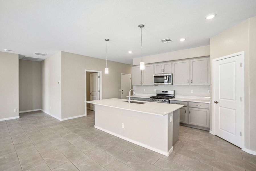 New Home in Maricopa, AZ.  - Slide 13