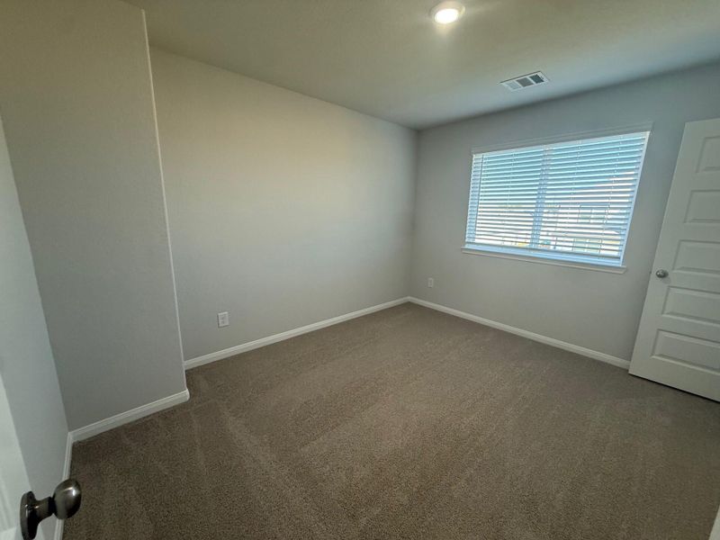 Spacious, unfurnished interior of a new home in Wayside Village, Houston (Image 24).