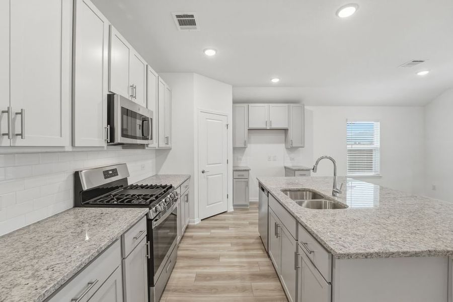 Furnished interior view inside a new home in Emory Crossing, Hutto (Image 5).