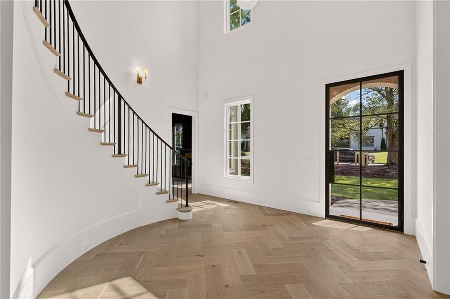 Spacious, unfurnished interior of a new home in , Atlanta (Image 53). Spacious, unfurnished interior of a new home in , Atlanta (Image 53).