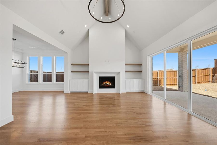 Spacious, unfurnished interior of a new home in , Prosper (Image 25).