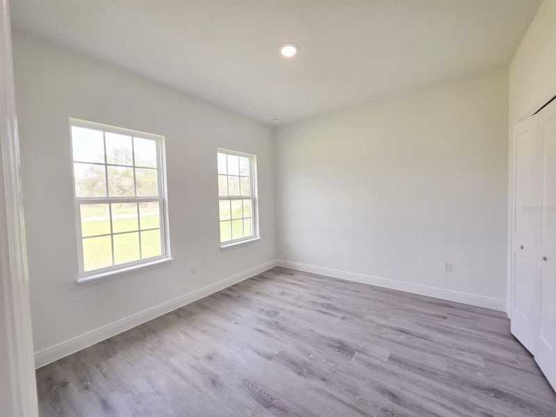 Spacious, unfurnished interior of a new home in , Ocala (Image 16).