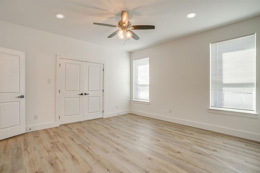 Spacious, unfurnished interior of a new home in , Fort Worth (Image 25).