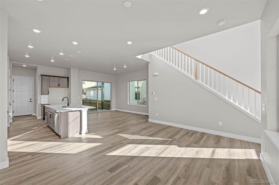 Spacious, unfurnished interior of a new home in Painted Prairie, Aurora (Image 30). Spacious, unfurnished interior of a new home in Painted Prairie, Aurora (Image 30).