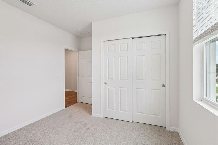 Spacious, unfurnished interior of a new home in The Reserve at Twin Lakes, St. Cloud (Image 16).