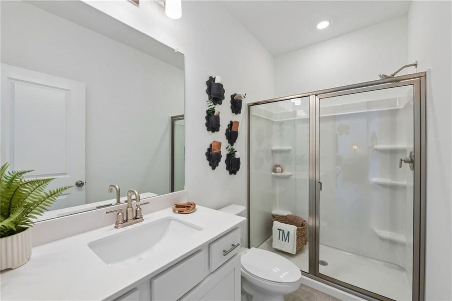 Furnished interior view inside a new home in Bailey Fence, Dacula (Image 10).