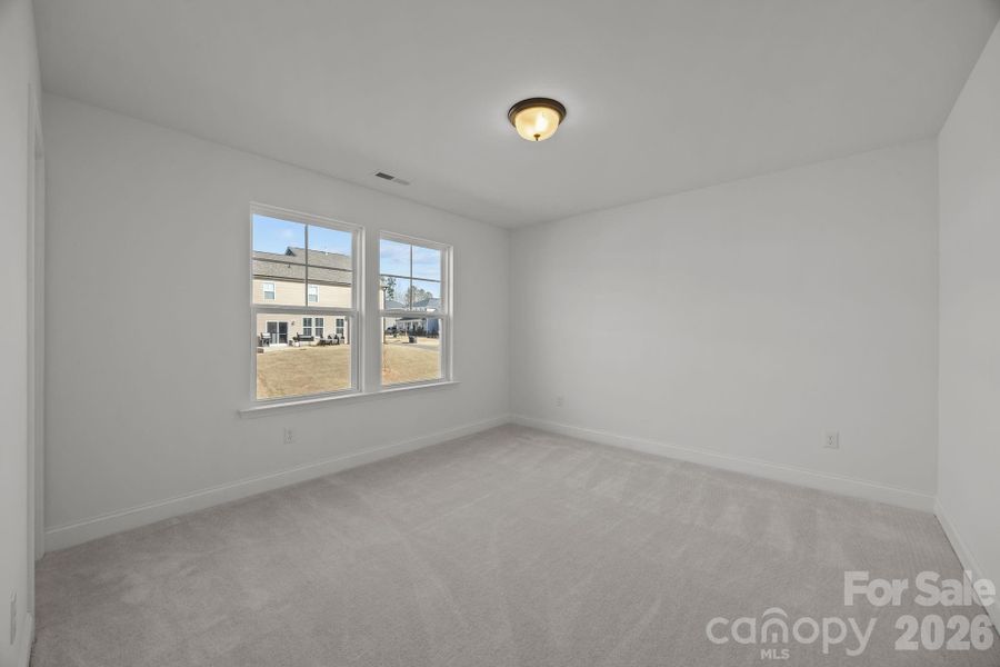 Spacious, unfurnished interior of a new home in Lakeside Glen, York (Image 39). Spacious, unfurnished interior of a new home in Lakeside Glen, York (Image 39).