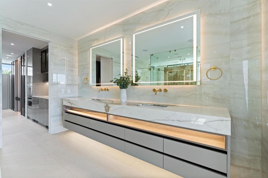 Furnished interior view inside a new home in , Deerfield Beach (Image 34).