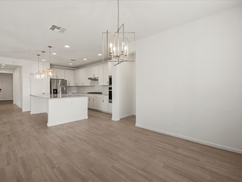 Spacious, unfurnished interior of a new home in Arbor at Madera Highlands II, Sahuarita (Image 7). Spacious, unfurnished interior of a new home in Arbor at Madera Highlands II, Sahuarita (Image 7).
