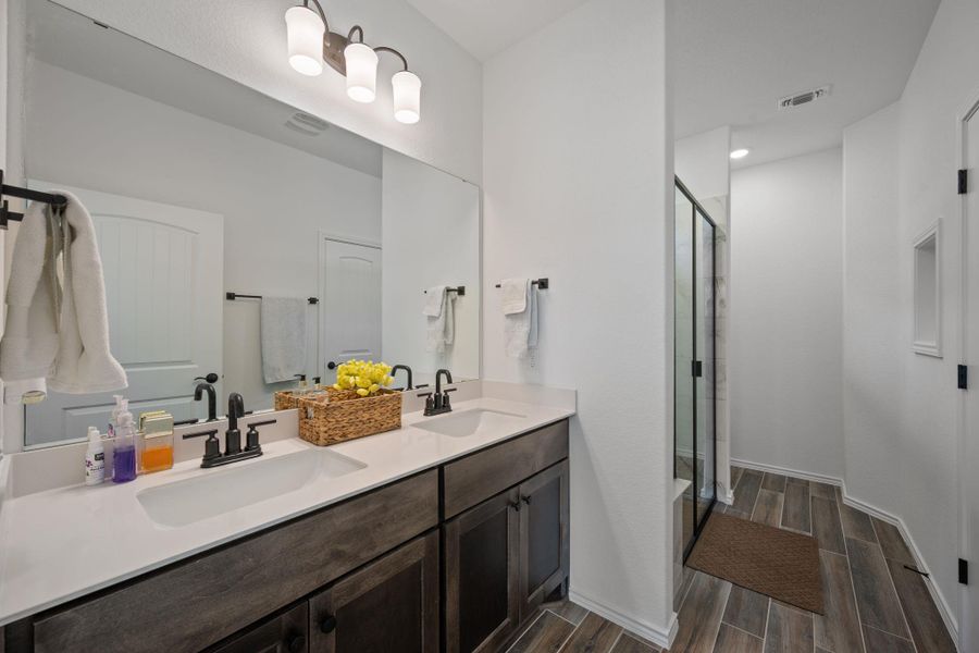 Furnished interior view inside a new home in Sun City Texas, Georgetown (Image 5).