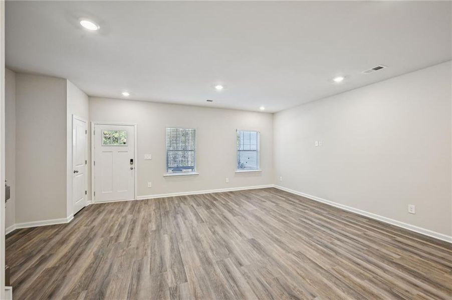 Spacious, unfurnished interior of a new home in , Conyers (Image 24).