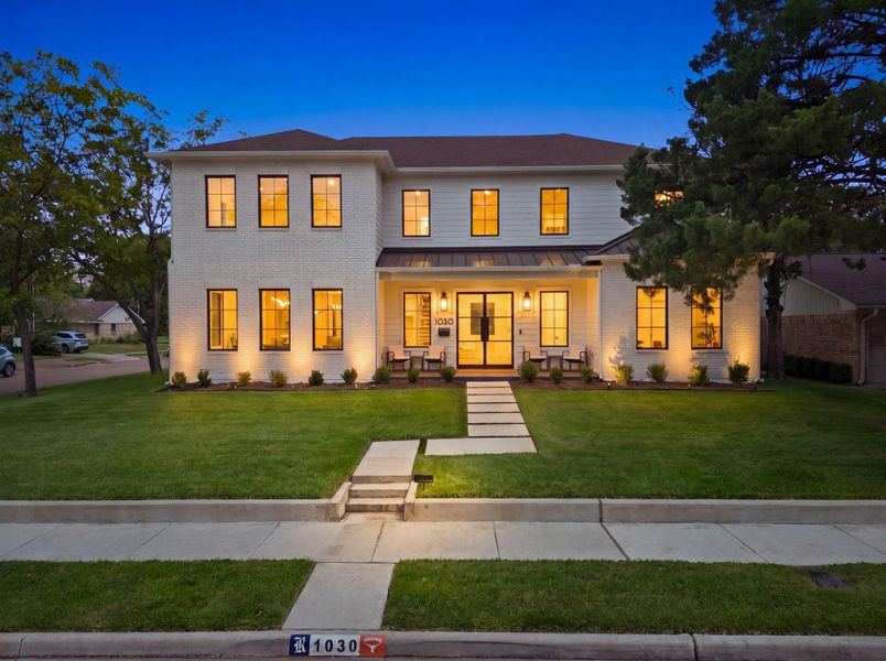 Welcome Home From of the home on Chamboard Welcome Home From of the home on Chamboard