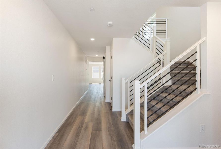 Spacious, unfurnished interior of a new home in Legato, Commerce City (Image 16).