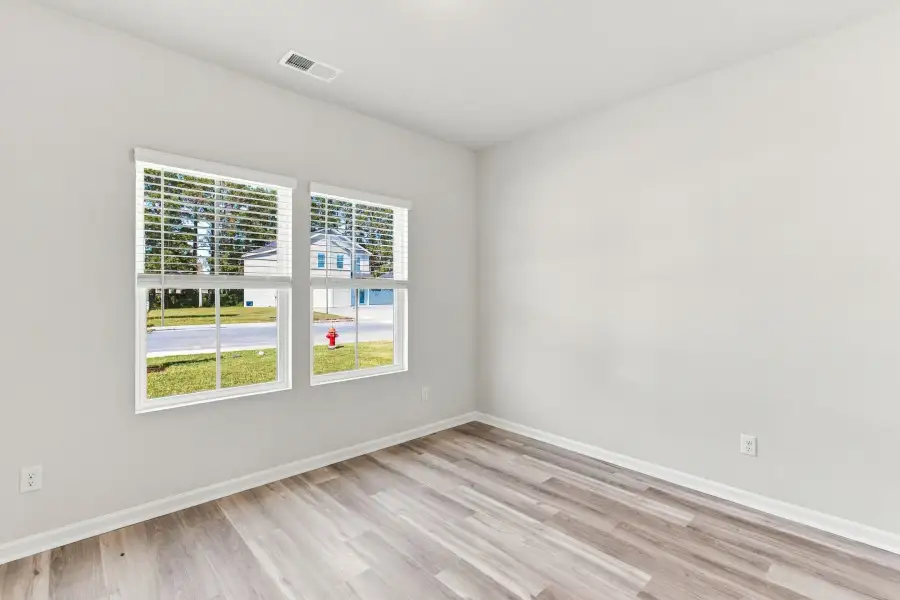 4br New Home in Richlands, NC.  - Slide 27