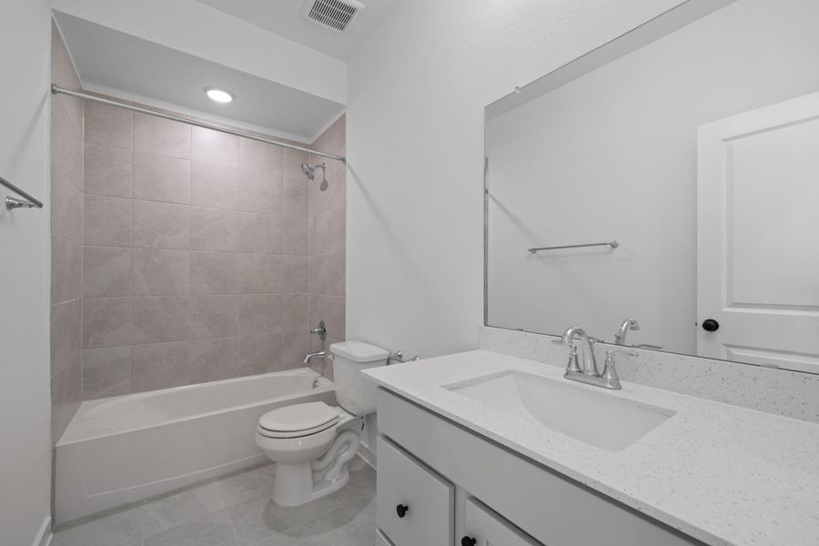 Furnished interior view inside a new home in Jubilee 45', 70', Hockley (Image 13).