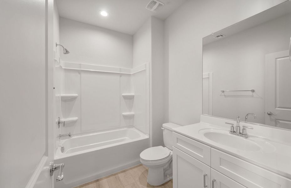 Furnished interior view inside a new home in Alamar, Avondale (Image 12).