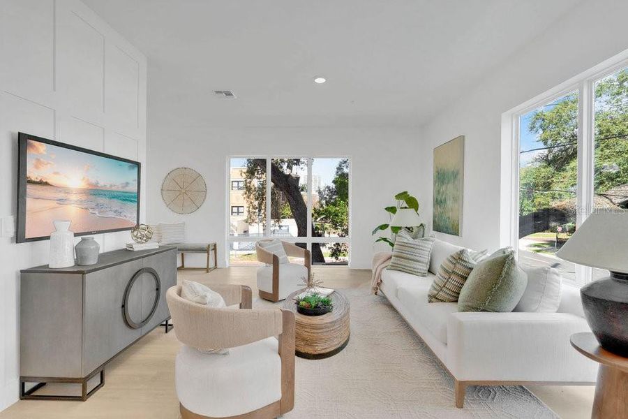 Furnished interior view inside a new home in , Orlando (Image 4).