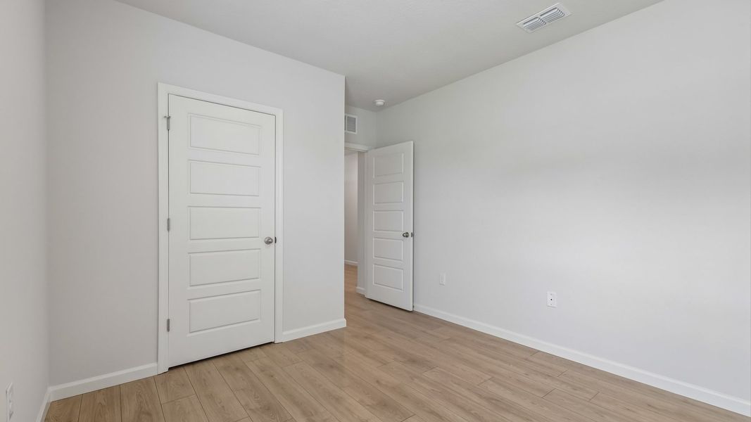 Spacious, unfurnished interior of a new home in Port St. Lucie Spot Lots, Port St. Lucie (Image 20).