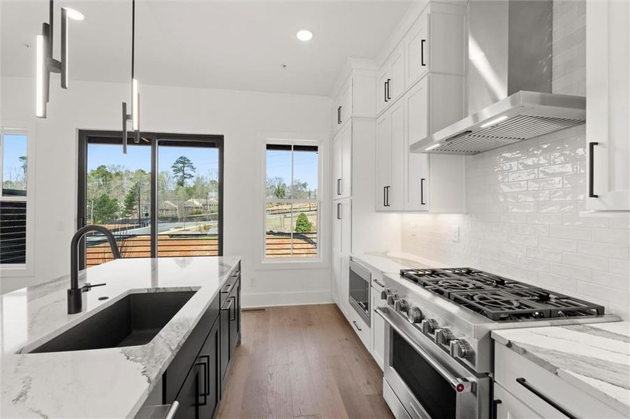 Furnished interior view inside a new home in , Alpharetta (Image 15).