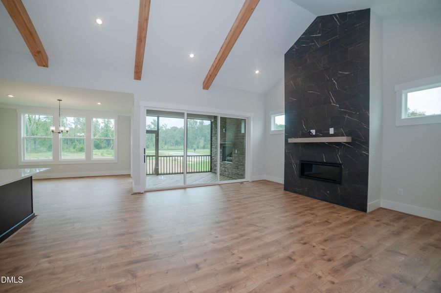 WFDS-0109_00_Parkette D_Family Room WFDS-0109_00_Parkette D_Family Room