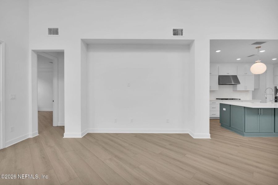 Spacious, unfurnished interior of a new home in Seabrook Village at Seabrook, Ponte Vedra (Image 20). Spacious, unfurnished interior of a new home in Seabrook Village at Seabrook, Ponte Vedra (Image 20).