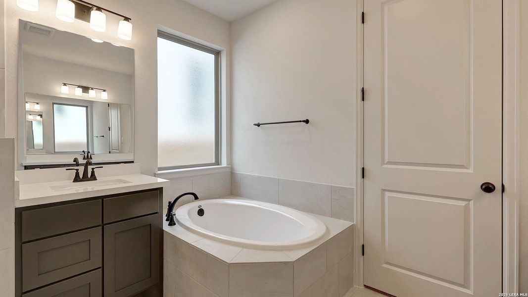 Furnished interior view inside a new home in Corley Farms, Boerne (Image 8). Furnished interior view inside a new home in Corley Farms, Boerne (Image 8).