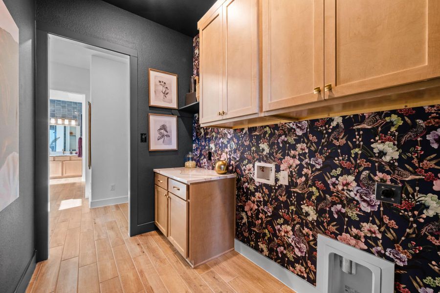 Representative furnished interior of a home built from the Rivercrest – 60s & 65s Lot by Chesmar Homes in Riceland, Mont Belvieu (Image 36).