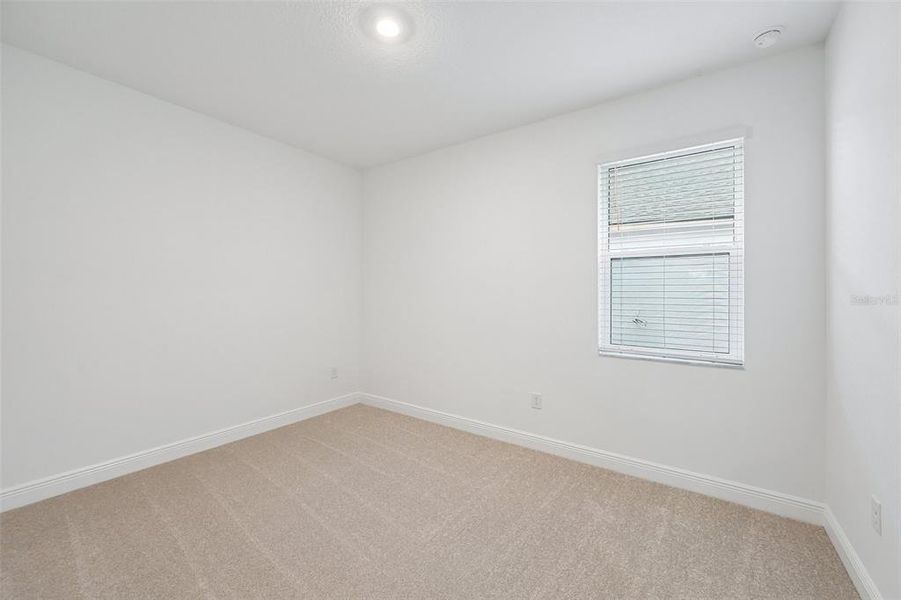 Spacious, unfurnished interior of a new home in Creeks Edge at Twin Rivers, Parrish (Image 27).