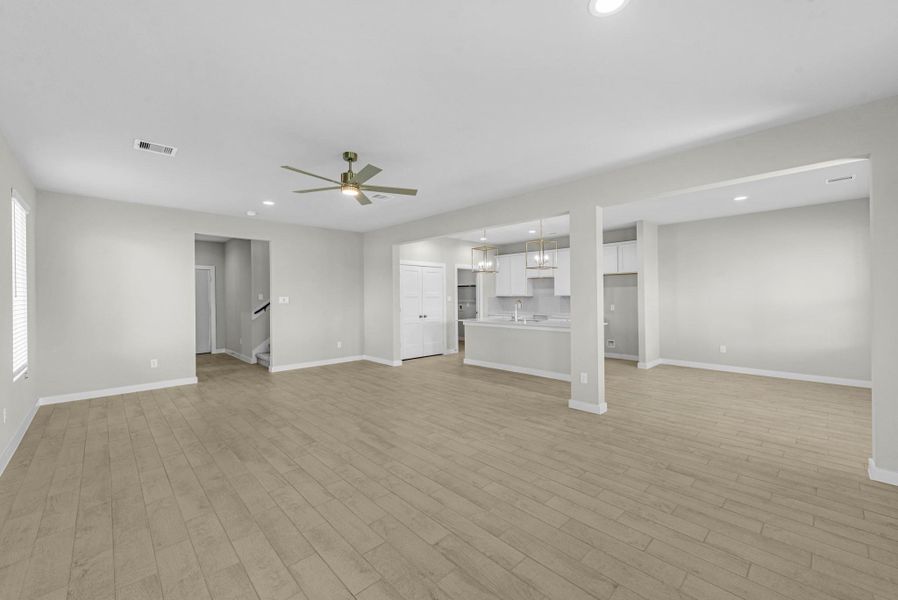 Spacious, unfurnished interior of a new home in Grand Oaks Village, Houston (Image 13). Spacious, unfurnished interior of a new home in Grand Oaks Village, Houston (Image 13).
