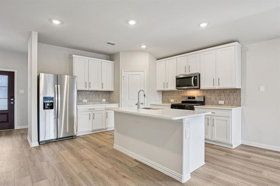 Furnished interior view inside a new home in Stonehaven, Seagoville (Image 9).