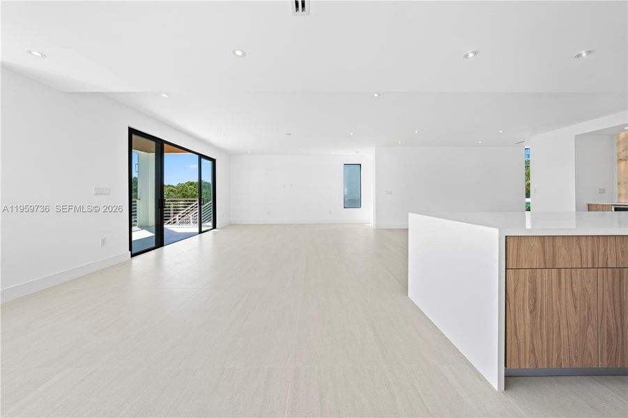 Spacious, unfurnished interior of a new home in , Tavernier (Image 20). Spacious, unfurnished interior of a new home in , Tavernier (Image 20).