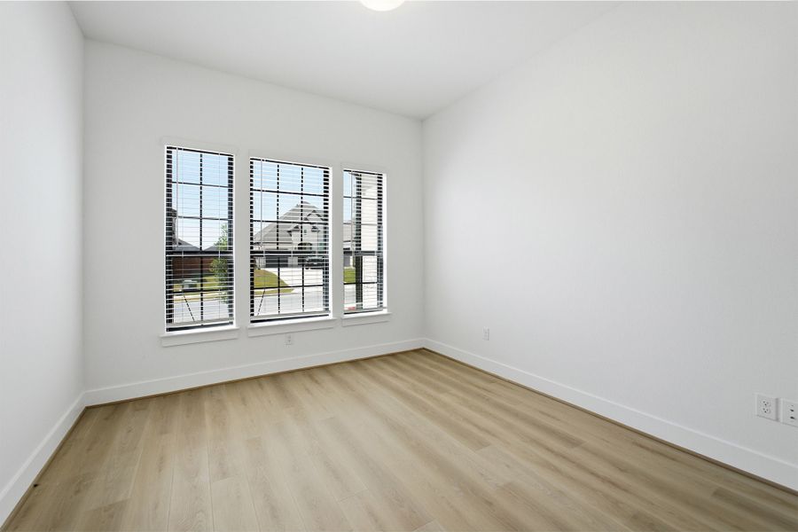 Spacious, unfurnished interior of a new home in Sunfield, Buda (Image 31). Spacious, unfurnished interior of a new home in Sunfield, Buda (Image 31).