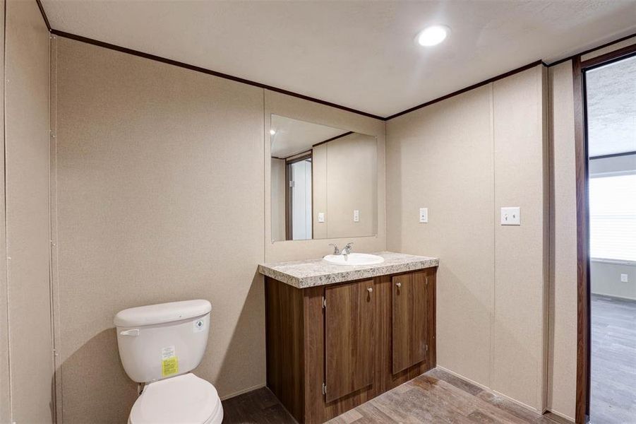 Furnished interior view inside a new home in , Newark (Image 7).